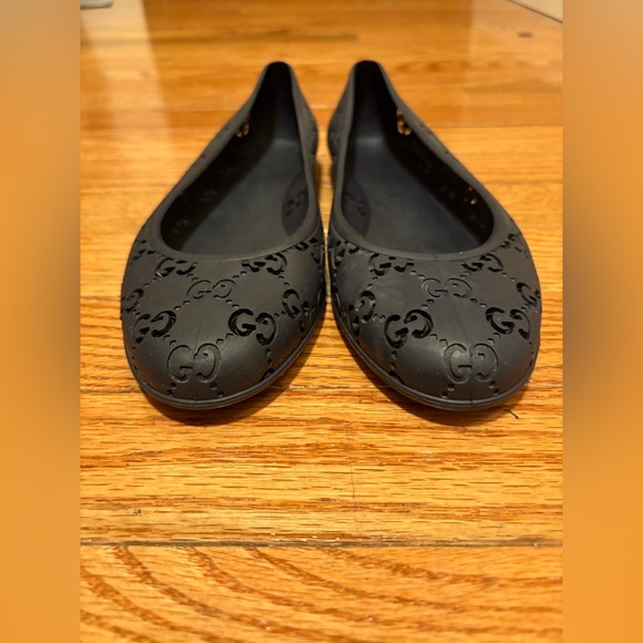 Authentic Gucci Navy Blue Logo Flats for Women Pre- Owned - Picture 1 of 6